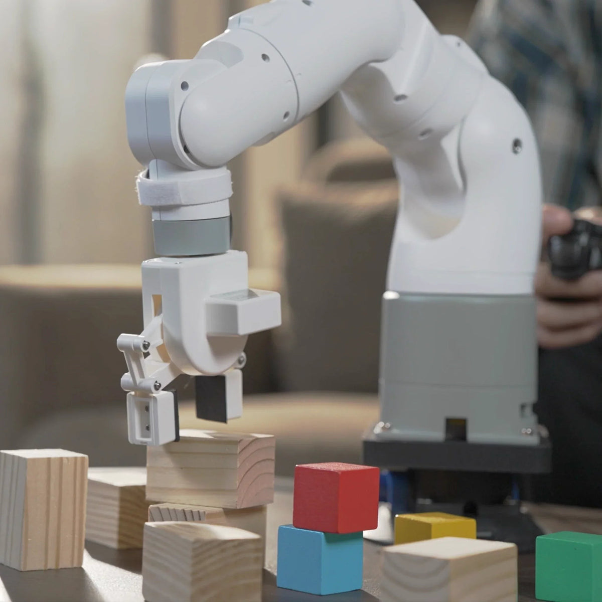 Elephant Robotics myArm 300 PI 2023